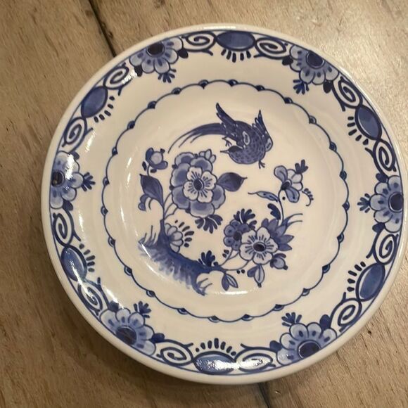 Vintage Royal Delft Hand Painted Plate 1991 - Picture 1 of 8